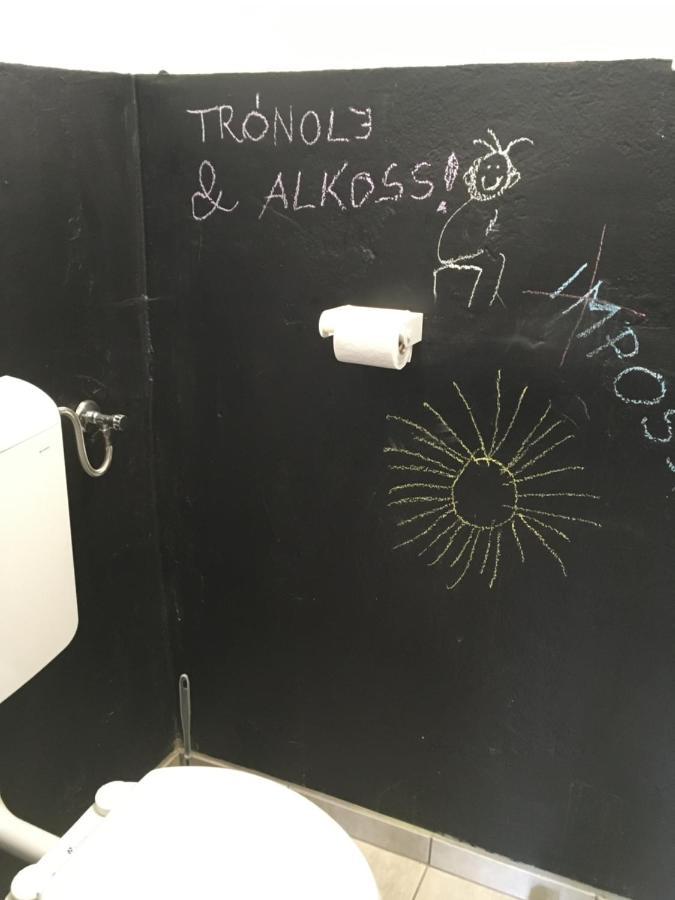Vadrozsa Vendeghaz Racalmas ξενώνας Εξωτερικό φωτογραφία